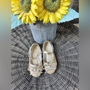 Toddler gold flats